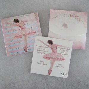 Προσκλητήριο βάπτισης με θέμα μπαλαρίνα και εκτυπωμένος φάκελος - κουτί.
