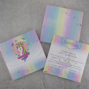 Προσκλητήριο βάπτισης με θέμα μονόκερος και εκτυπωμένος φάκελος - κουτί.