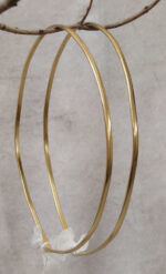 Επάργυρα, επιπλατινωμένα στέφανα γάμου με χρυσή βέργα.