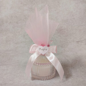 Mπομπονιέρα γάμου ή βάπτισης γυάλινη φοντανιέρα με αρωματικό κερί και καρδιά από υλικό Eva με μονογράμματα ή όνομα.