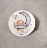 Προσκλητήριο βάπτισης με θέμα κουνελάκι και φεγγάρι, με διπλή κάρτα και τρουξ.