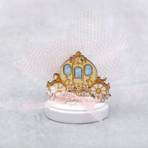 Μπομπονιέρα βάπτισης άμαξα ξύλινη,  σε βότσαλο