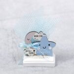 Μπομπονιέρα βάπτισης φεγγάρι ξύλινη,  σε βότσαλο