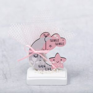 Μπομπονιέρα βάπτισης φεγγάρι ξύλινη,  σε βότσαλο