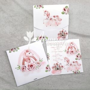 Προσκλητήριο βάπτισης με θέμα μονόκερος και εκτυπωμένος φάκελος - κουτί.