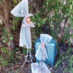 Πακέτο βάπτισης για αγόρι με θέμα λιονταράκι σε βεραμάν και εκρού αποχρώσεις.