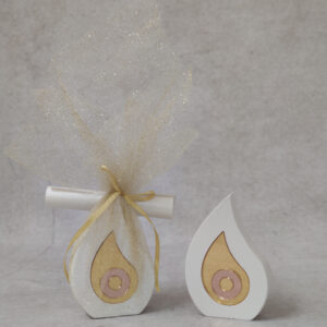 Προσκλητήριο - μπομπονιέρα γάμου – βάπτισης κεραμικό γούρι “σταγόνα” με χρυσό ροζ καθρέφτη plexi glass.