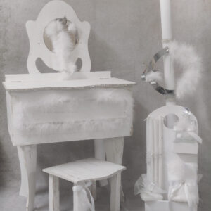 Πακέτο βάπτισης για κορίτσι με θέμα κύκνος σε λευκές και ασημί αποχρώσεις.