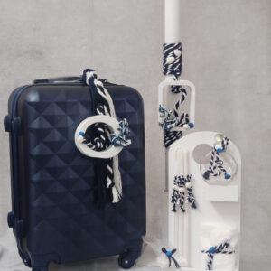 Πακέτο βάπτισης για αγόρι με θέμα άγκυρα σε λευκές και μπλε αποχρώσεις.