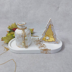 Χριστουγεννιάτικη σύνθεση με κεραμικό βαζάκι και δεντράκι με χρυσό plexiglass