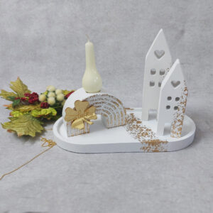 Χριστουγεννιάτικη σύνθεση με κεραμικό κηροπήγιο με χρυσό plexiglass και σπιτάκια