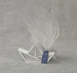 Μπομπονιέρα κεραμικό διακοσμητικό καράβι με ασημί plexiglass