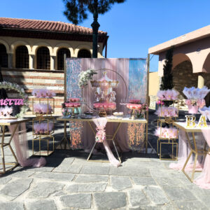 Στολισμός βάπτισης με θέμα καρουσέλ